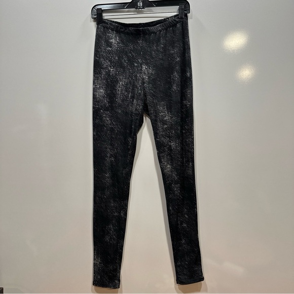 Clara Sun woo Black Patterned Leggings - Picture 2 of 10